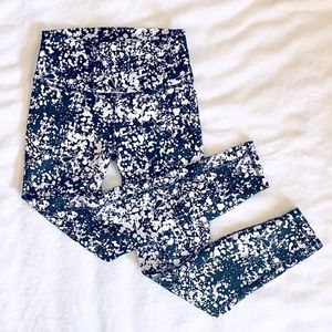 Fabletics Powerhold 7/8 Leggings